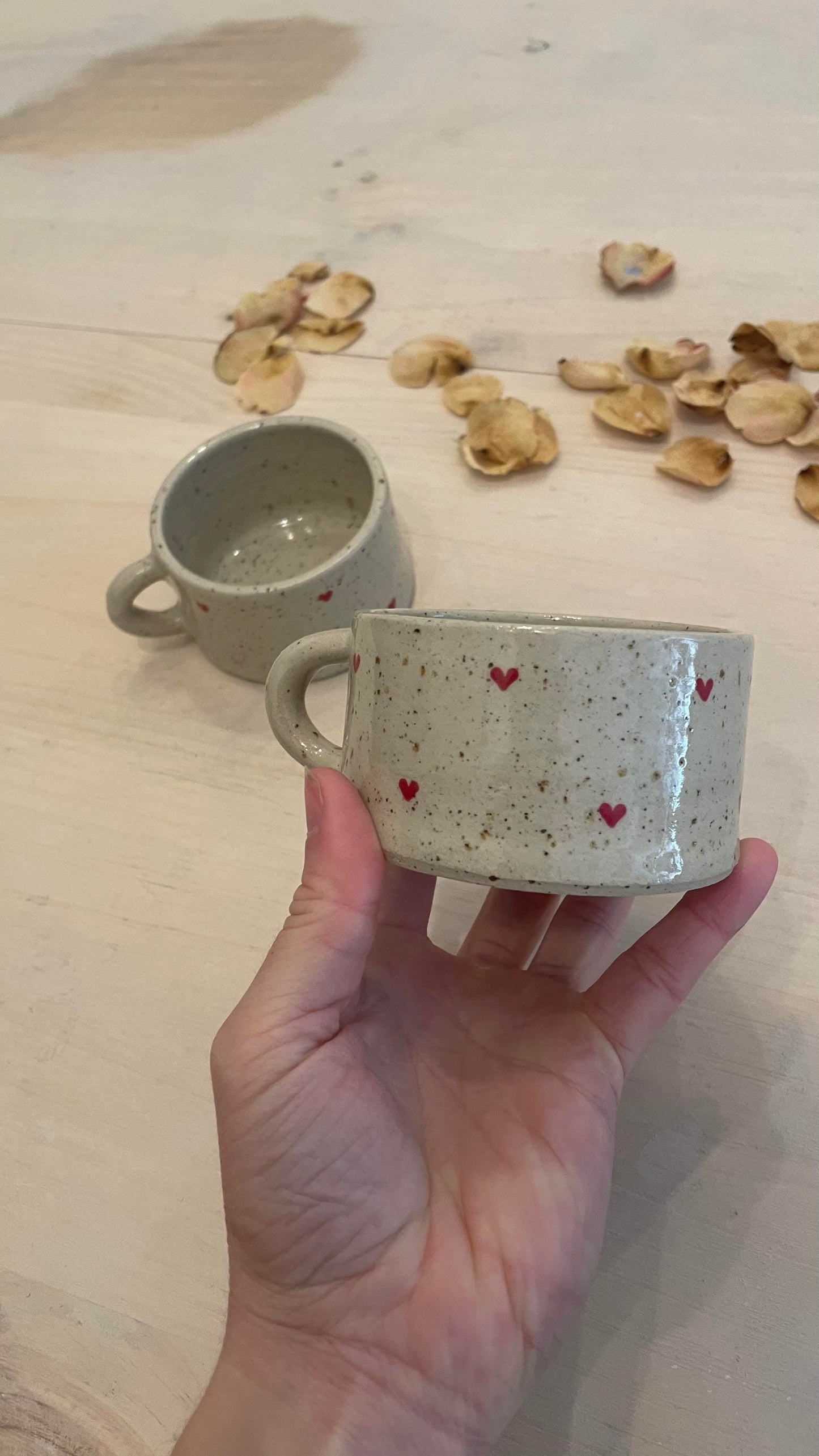 TASSE PETITS COEURS À ANSE
